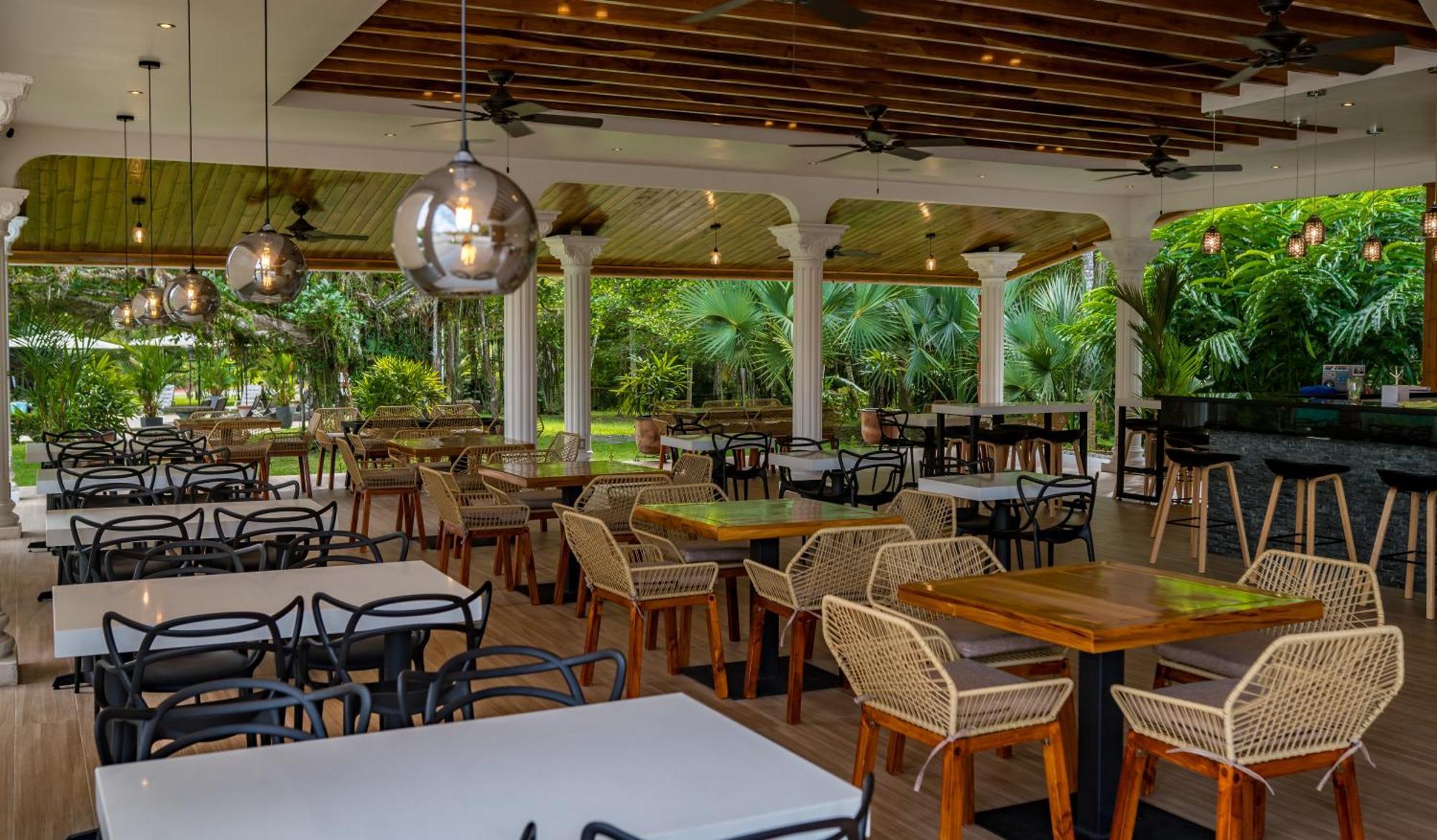 Hotel Los Higuerones Paso Canoas Екстер'єр фото